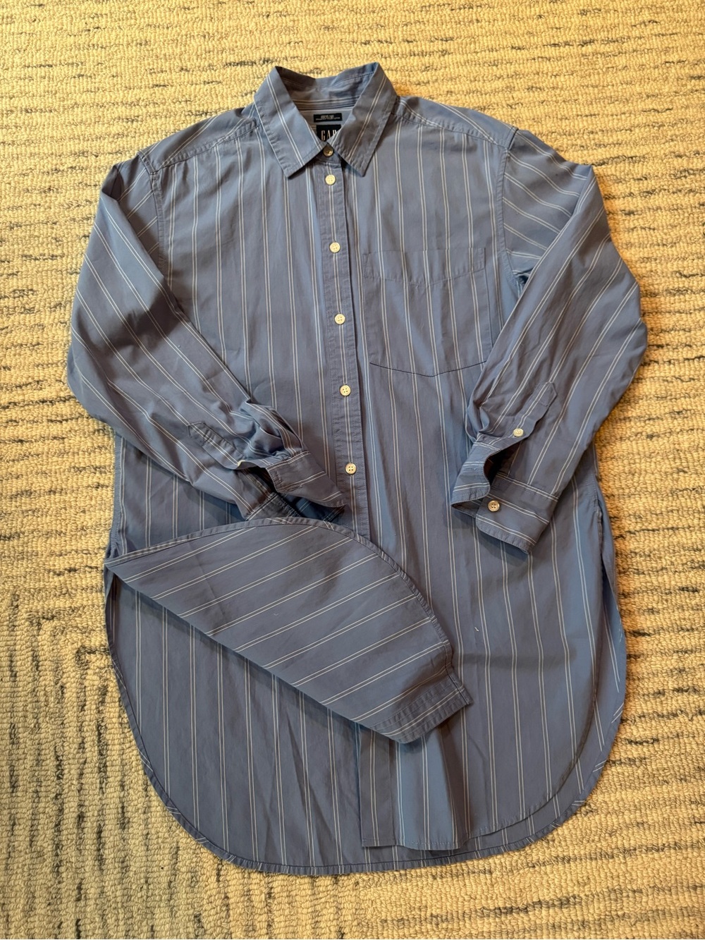 GAP Women’s Blue Striped Boyfriend Button-Down Shirt XS